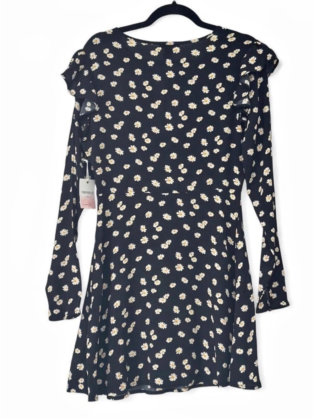 Forever 21 Floral Mini Dress in Black & White Size Medium NWT